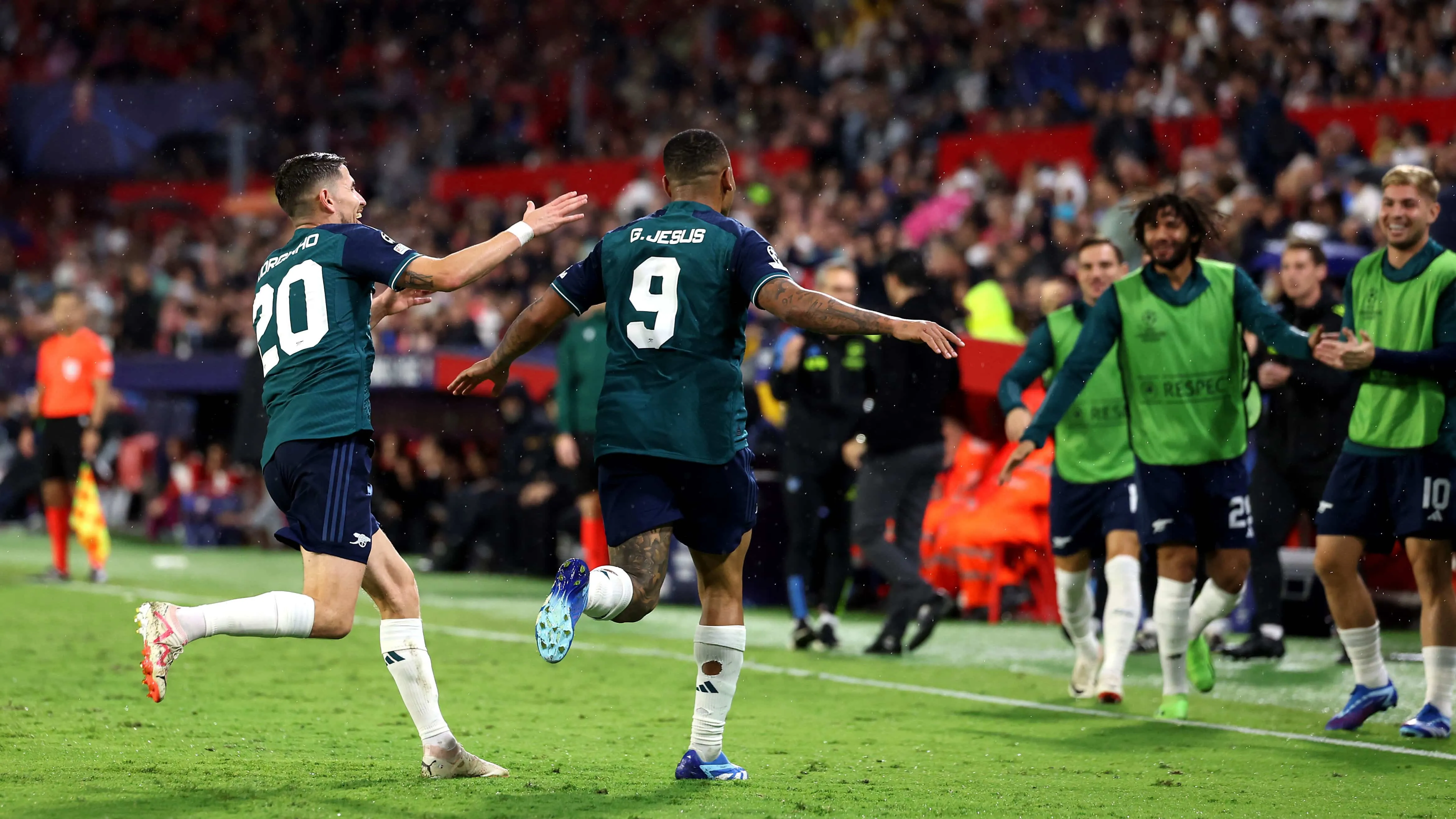 Com gola&ccedil;o e assist&ecirc;ncia, Gabriel Jesus decide na vit&oacute;ria do Arsenal sobre o Sevilla