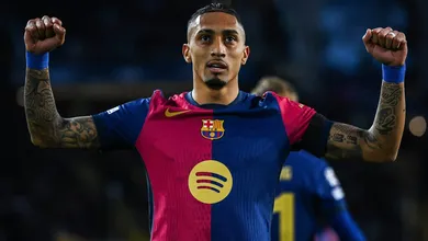 Em show de Yamal, Raphinha iguala Ronaldo e supera Kak&aacute; em classifica&ccedil;&atilde;o do Barcelona