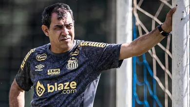 Ap&oacute;s &lsquo;n&atilde;os&rsquo; de Hugo Souza e Grohe, Santos estuda novo alvo para o gol