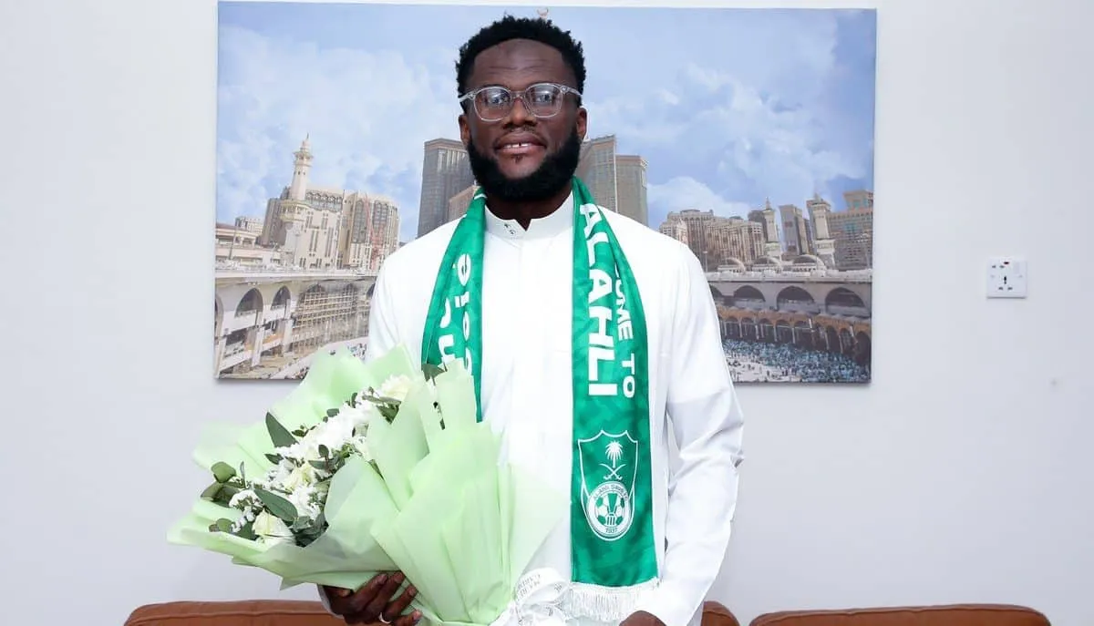 Kessi&eacute; seguia com mercado apesar da efemeridade no Bar&ccedil;a, mas opta pelo Al-Ahli