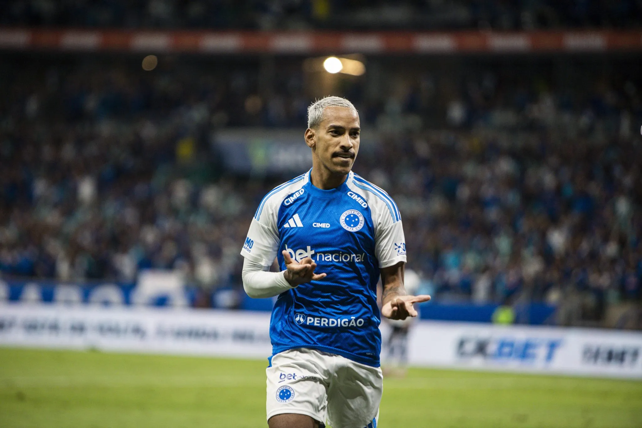 Matheus Pereira ap&oacute;s gol marcado pelo Cruzeiro
