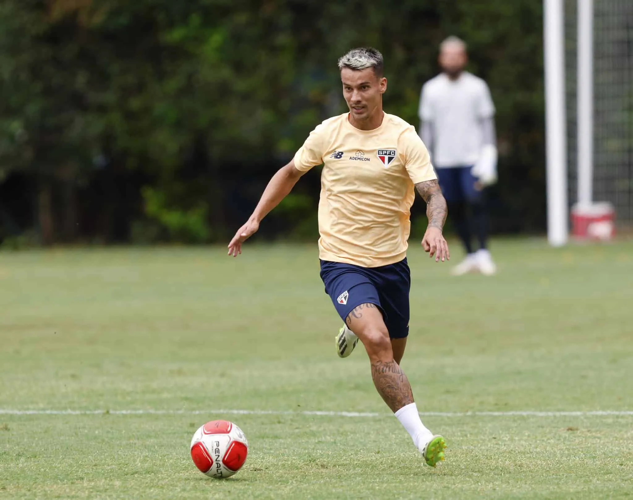 O motivo inusitado pelo qual o S&atilde;o Paulo ainda n&atilde;o apresentou&nbsp;seus&nbsp;refor&ccedil;os