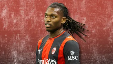 Sem futuro no Milan, Rafael Le&atilde;o precisa escolher entre ganhar mais dinheiro ou realizar sonho