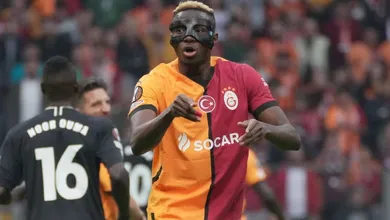 Osimhen encara jejum inc&ocirc;modo na Liga Europa, apesar de chuva de gols em Istambul