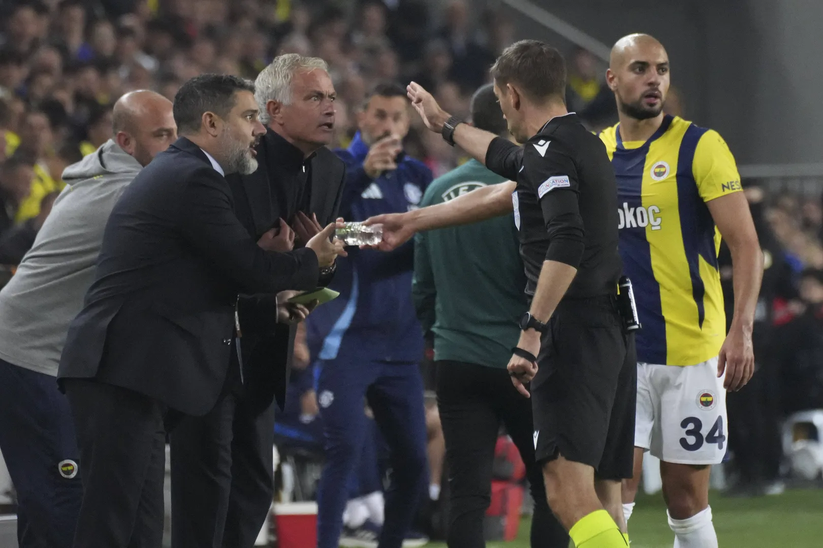 Jos&eacute; Mourinho, t&eacute;cnico do Fenerbah&ccedil;e. Foto: Imago