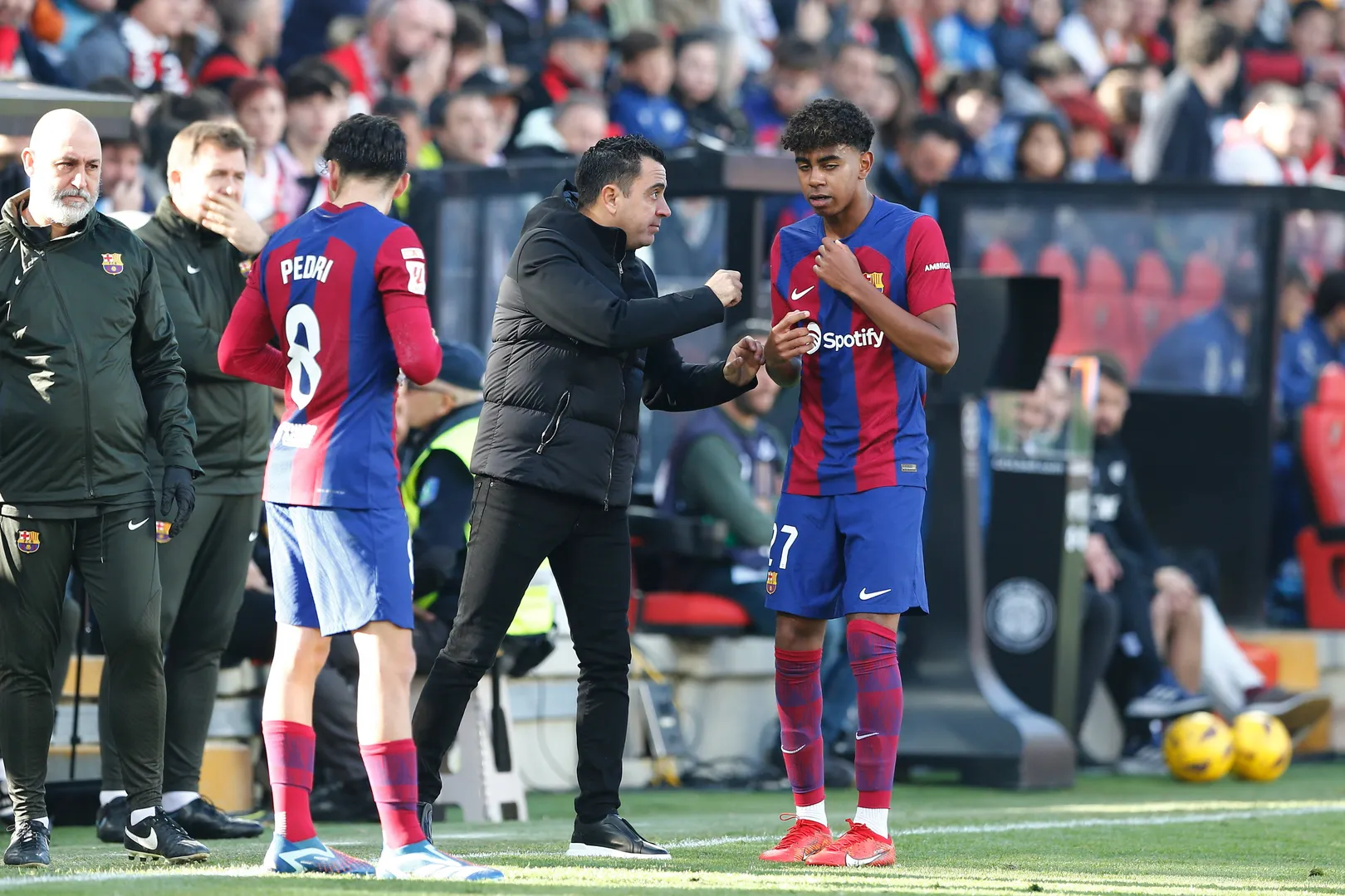 Xavi Hernandez e Yamal. Foto: Imago