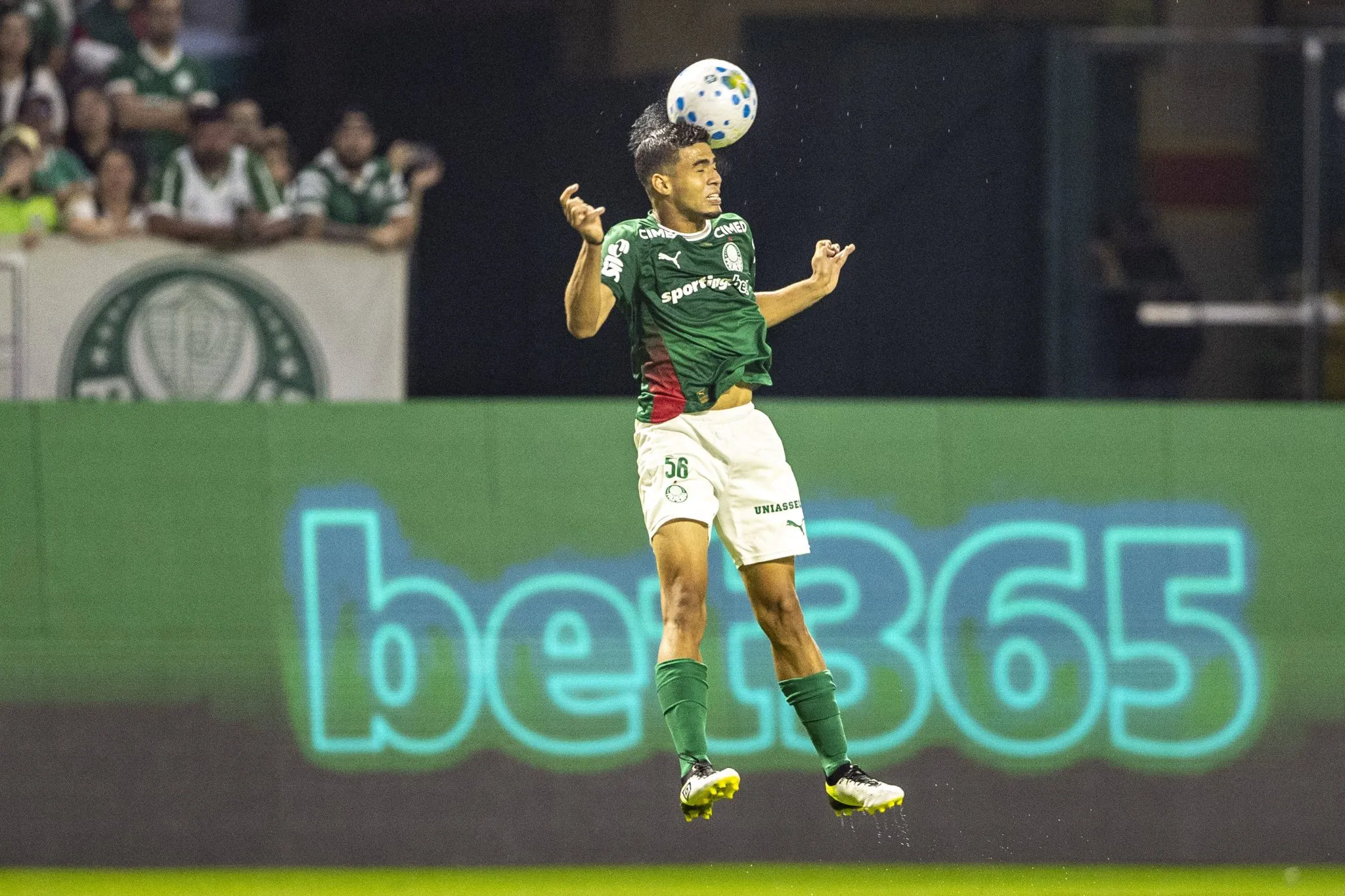 Arthur Gabriel em jogo do Brasileir&atilde;o pelo Palmeiras