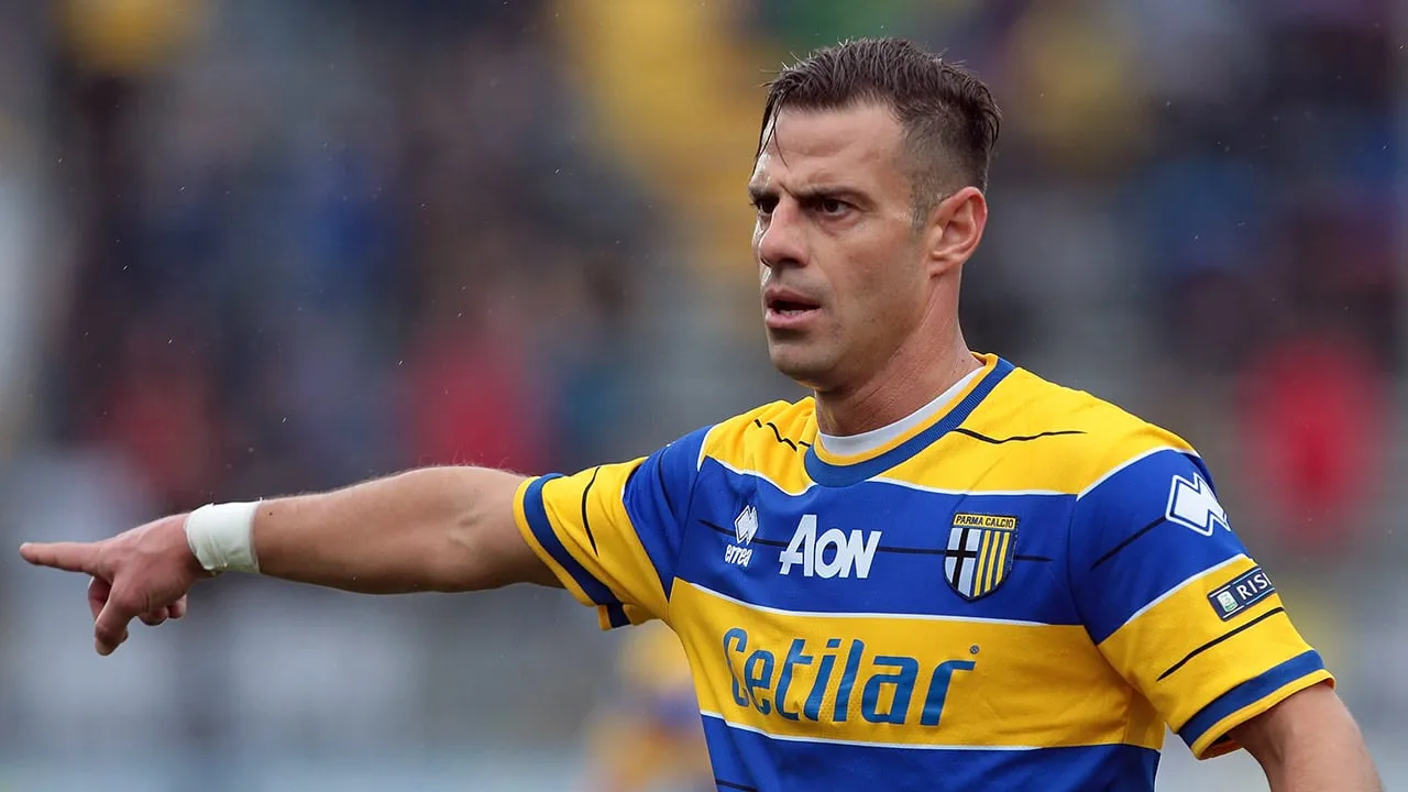 Parma &eacute; punido por tentativa de manipula&ccedil;&atilde;o de resultados e jogador &eacute; suspenso