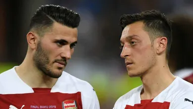 Unai Emery: &ldquo;A cabe&ccedil;a de &Ouml;zil e Kolasinac ainda n&atilde;o est&aacute; 100% depois do assalto&rdquo;