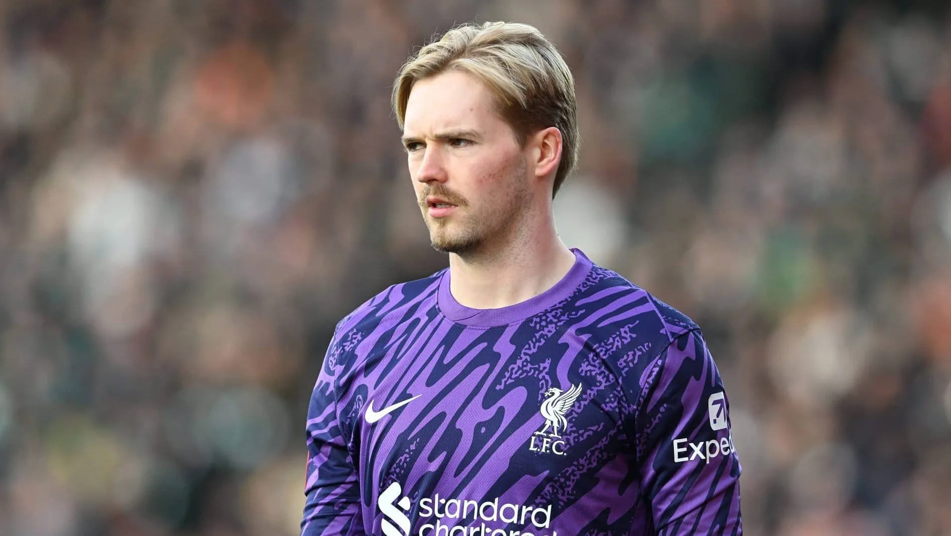 Com Alisson em alta, goleiro quer deixar Liverpool e deve causar disputa na Premier League