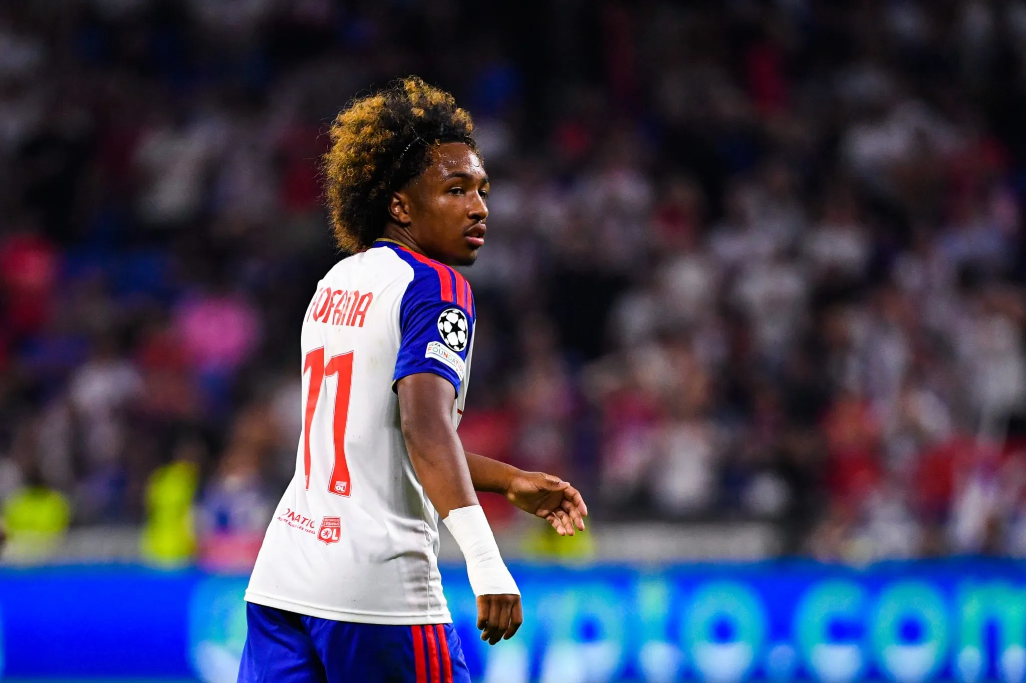 Malick Fofana com a camisa do Lyon
