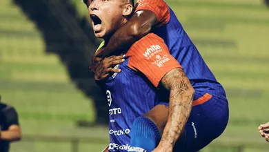 Pr&eacute;-Libertadores: Corinthians pode ter algoz do Palmeiras ou boliviano &lsquo;soft&rsquo; se avan&ccedil;ar