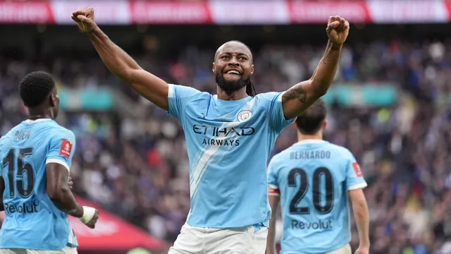 Apostas de Guardiola funcionam, City escapa de bloqueio do Chelsea e conquista a FA Cup