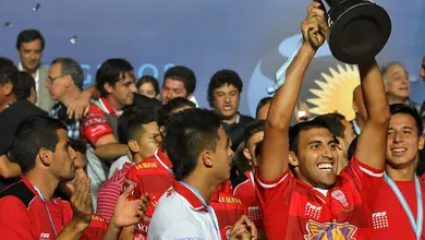 Hurac&aacute;n honra seu passado e recoloca no centro da Argentina o cl&aacute;ssico com o San Lorenzo