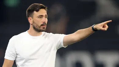 Como trabalho com o pai ajuda Ancelotti em momento irregular no Botafogo