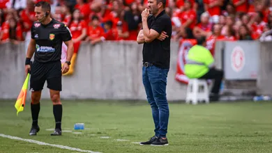 Coudet testou pela primeira vez uma ousada e bastante aguardada forma&ccedil;&atilde;o no Internacional