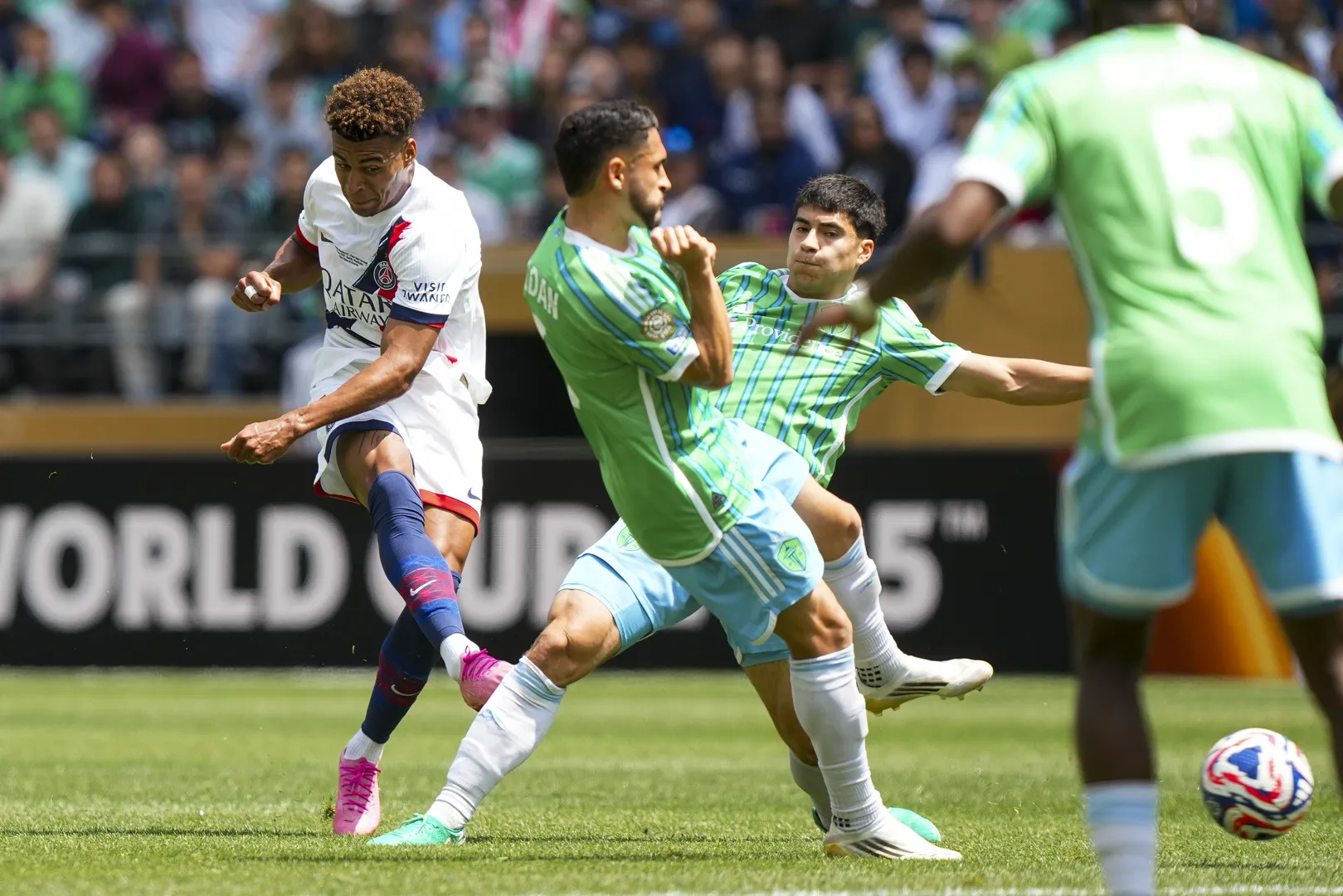 PSG nem precisou suar tanto para superar o Seattle Sounders Foto: (IconSport)