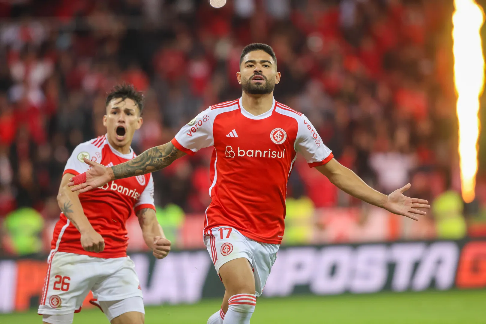 Bruno Tabata comemora o gol da vit&oacute;ria do Internacional sobre o Juventude