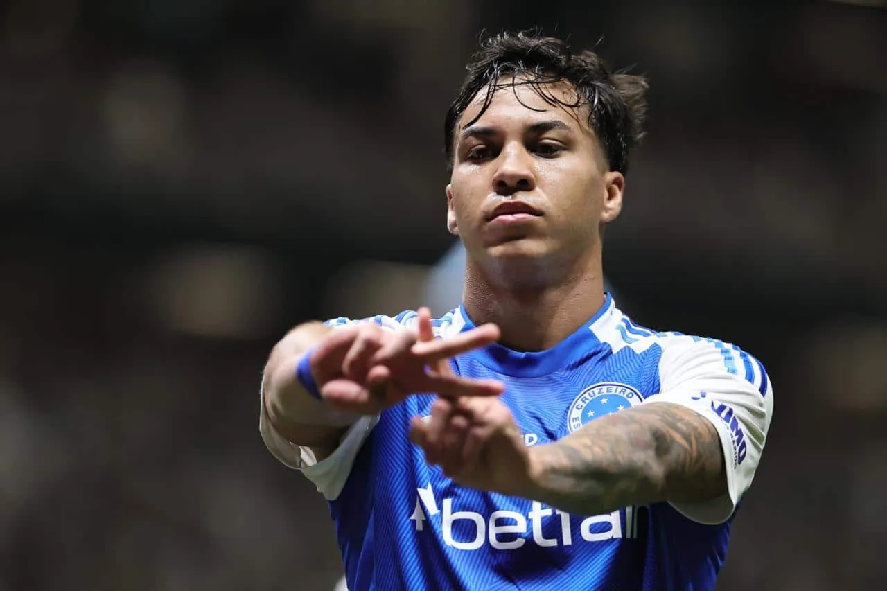 Cruzeiro segue rumo ao hepta e comprova que &eacute; superior ao Atl&eacute;tico seja com Cuca ou Sampaoli