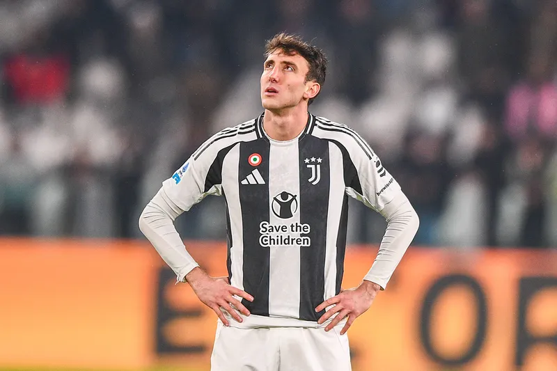 Andrea Cambiaso em a&ccedil;&atilde;o pela Juventus 