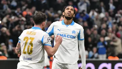 Ex-Arsenal atropela e testes &lsquo;malucos&rsquo; de De Zerbi salvam o Marseille contra o Newcastle