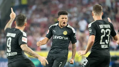 O Dortmund suou contra o Col&ocirc;nia, mas contou com seu banco e arrancou mais uma virada