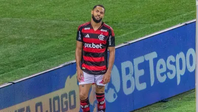 &lsquo;O homem quase gol&rsquo;: substituto de Gabigol &eacute; criticado em vit&oacute;ria do Flamengo