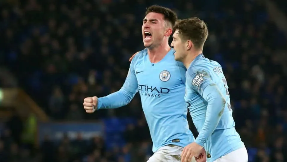 O City cumpriu a sua miss&atilde;o no Goodison Park e, com um jogo a mais, retoma a lideran&ccedil;a