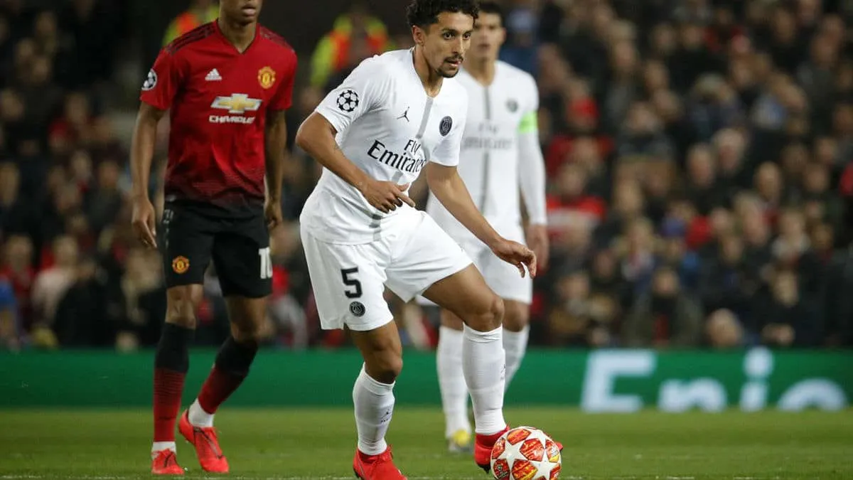 Marquinhos foi monumental como volante na importante vit&oacute;ria do PSG