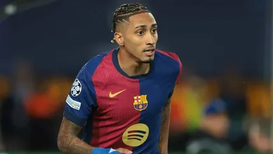 Raphinha sai do banco e salva mist&atilde;o do Barcelona de vexame contra time de Ronaldo