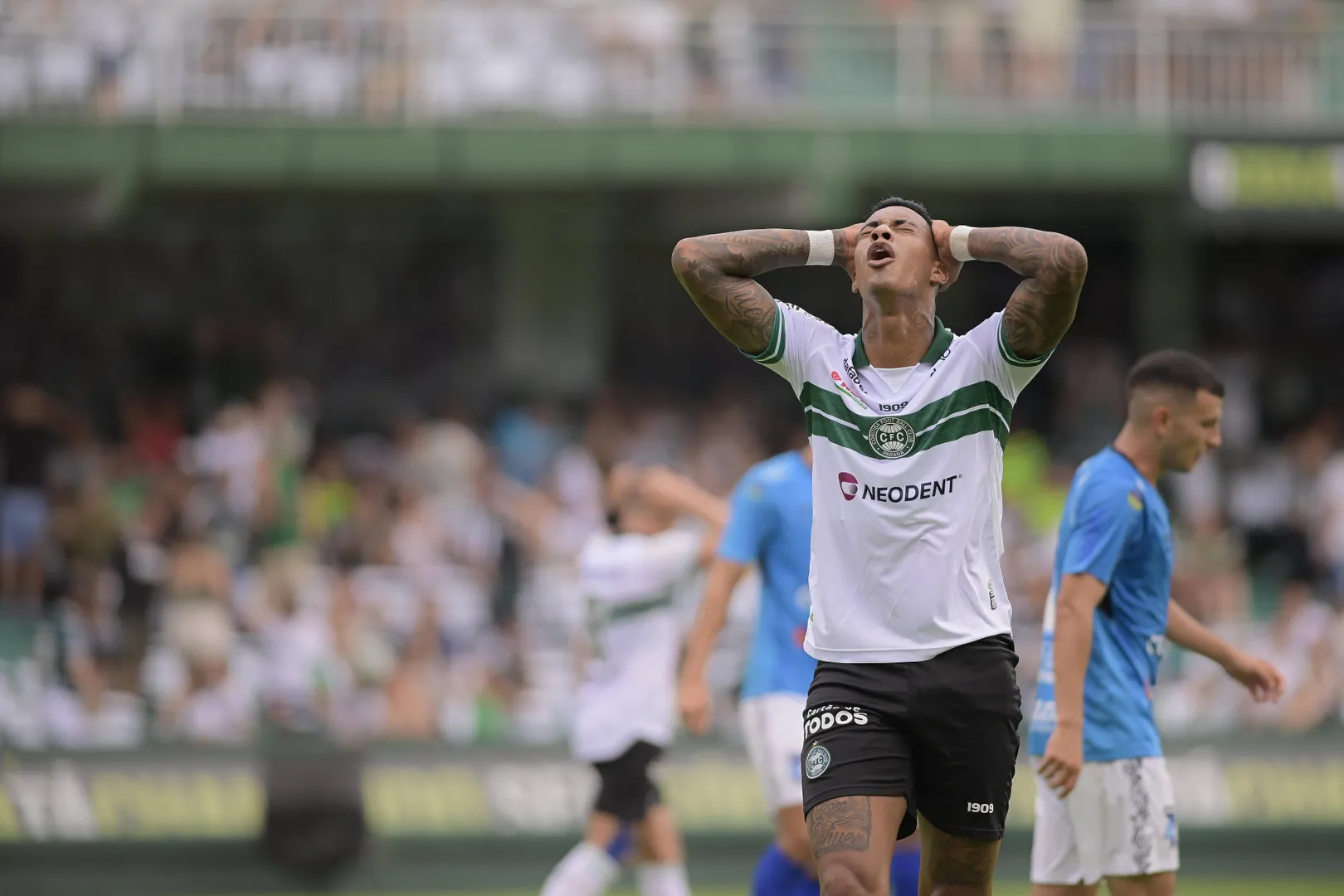 Coritiba e Azuriz CURITIBA, PR &ndash; 29.01.2023: CORITIBA E AZURIZ &ndash; Alef Manga during Coritiba and Azuriz. Match valid for