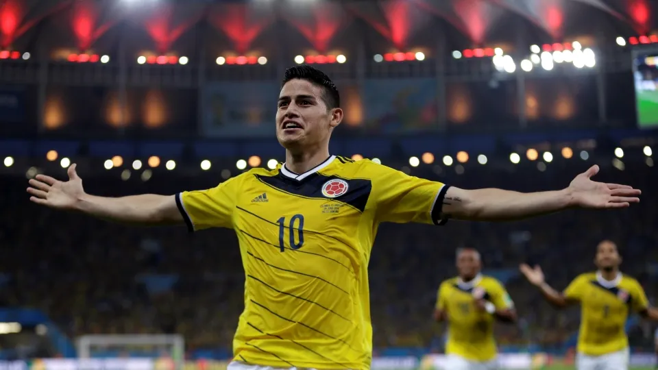 James Rodr&iacute;guez comemora o gola&ccedil;o no Maracan&atilde;