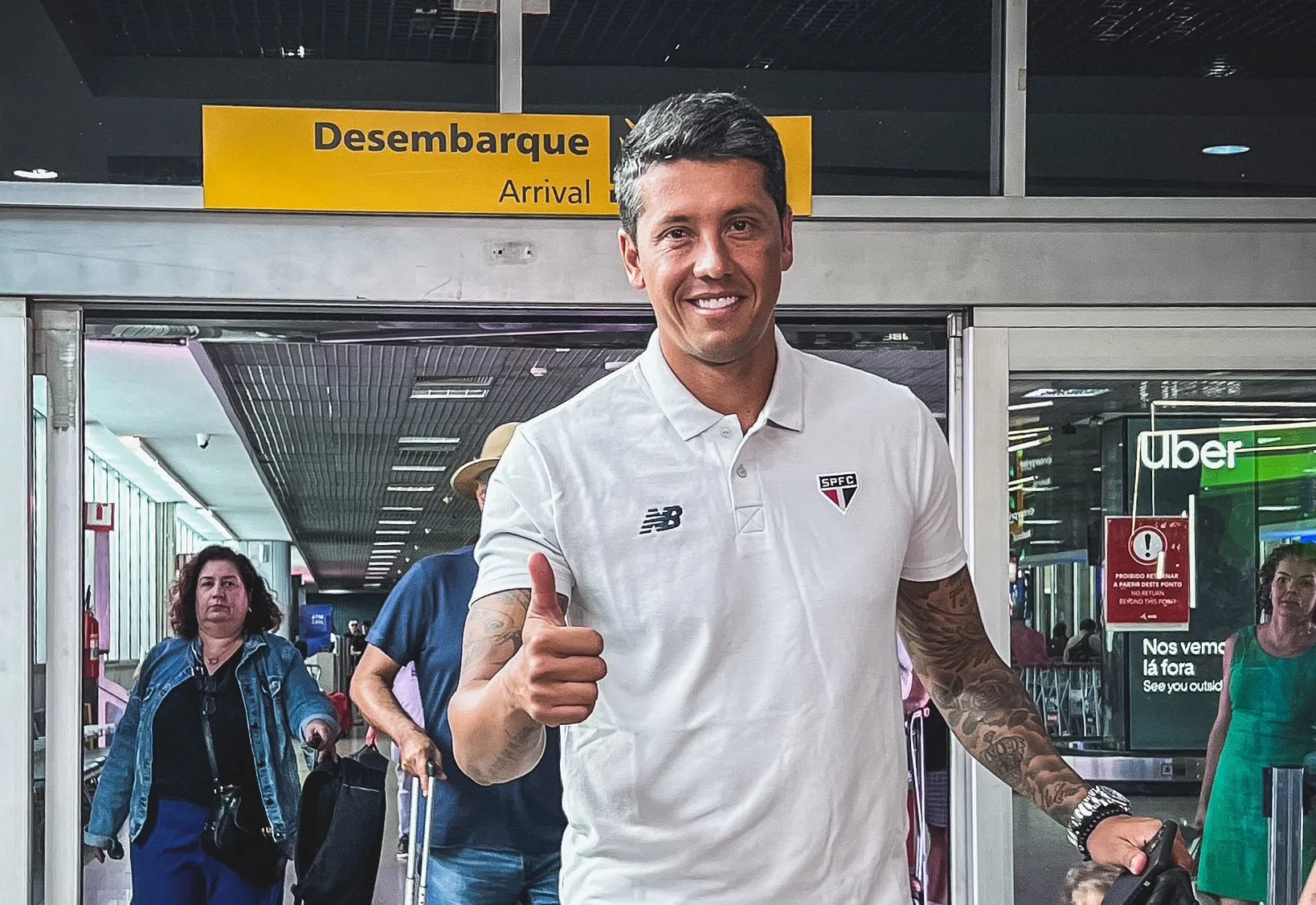 Carpini inicia trabalho no S&atilde;o Paulo com miss&atilde;o de ajustar time em uma semana para estreia