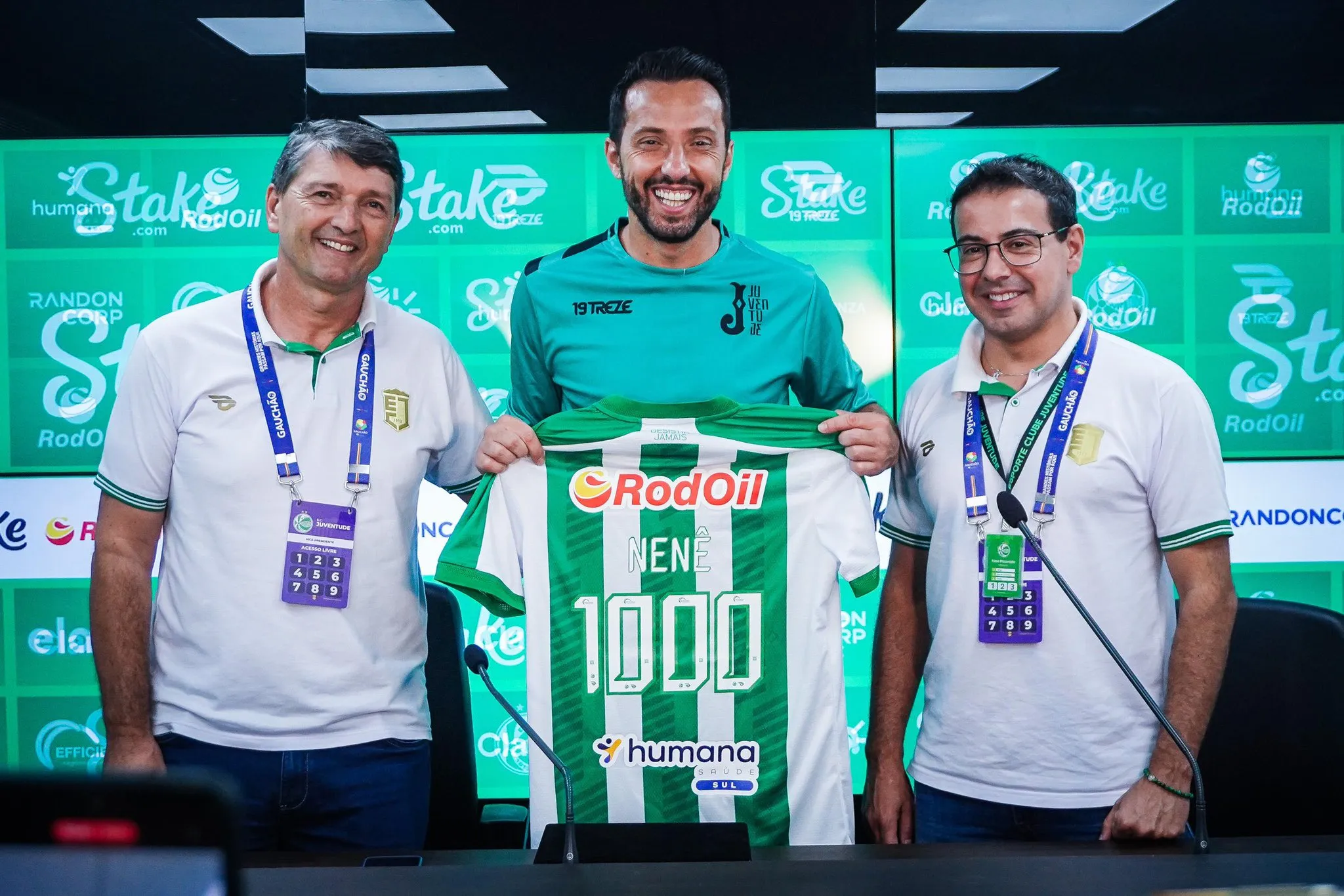Nen&ecirc; revela o segredo da longevidade ao chegar aos 1000 jogos no Juventude