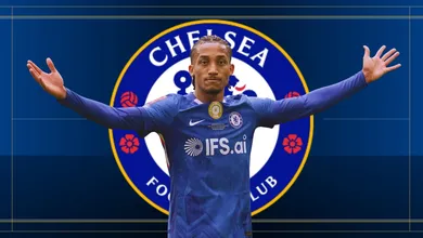 Renova&ccedil;&atilde;o de Jo&atilde;o Pedro premia ascens&atilde;o mete&oacute;rica e refor&ccedil;a novo status no Chelsea