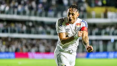 Com duas expuls&otilde;es de Pituca, Santos vence Mirassol e volta a liderar a S&eacute;rie B
