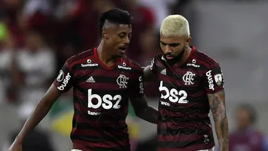 Gabigol &eacute; eleito o &ldquo;Rey de Am&eacute;rica&rdquo;, mas Bruno Henrique foi o favorito dos jornalistas brasileiros e do p&uacute;blico