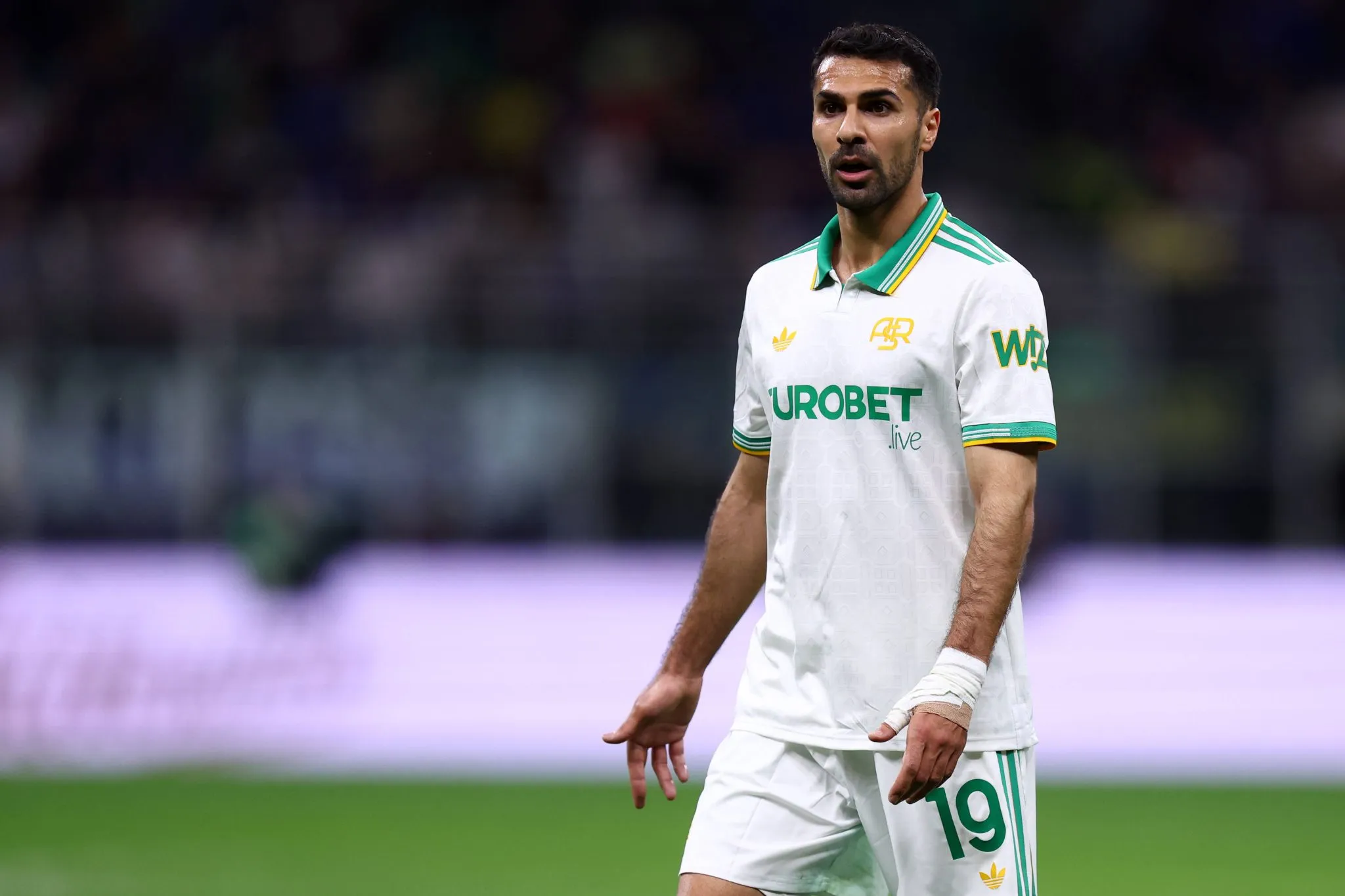 Zeki Celik interesse da Juventus