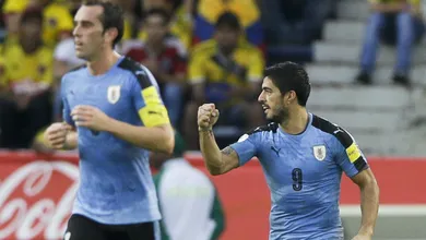 Camisa do Uruguai em jogo: atletas da sele&ccedil;&atilde;o pro&iacute;bem federa&ccedil;&atilde;o de usar seus direitos de imagem