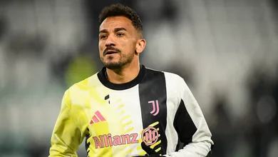 Juventus define substituto para Danilo e aposta em zagueiro do United