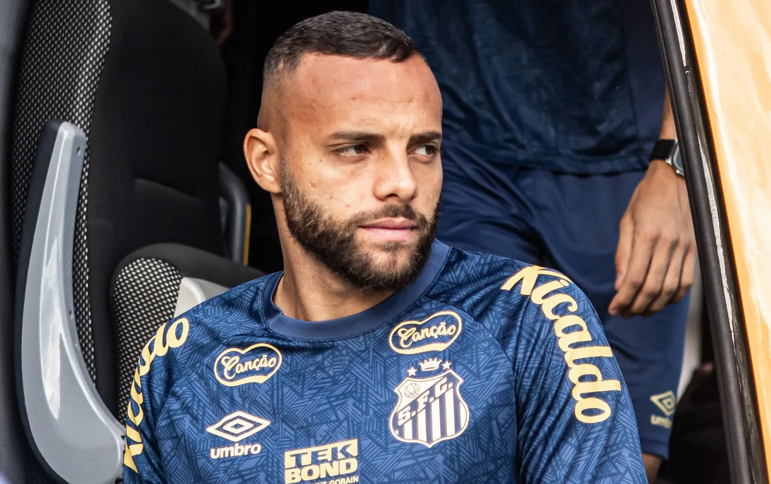 Com les&atilde;o grau 2 diagnosticada, em quais jogos Guilherme desfalcar&aacute; o Santos?