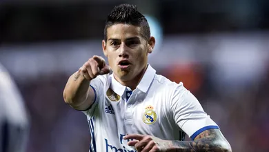Com a surpreendente contrata&ccedil;&atilde;o de James, Bayern deve ficar ainda mais ofensivo