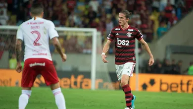 Filipe Lu&iacute;s: &ldquo;Ganhar a Libertadores &eacute; fazer hist&oacute;ria pelo resto da vida. Por isso jogo futebol&rdquo;