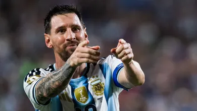 &lsquo;Todo mundo viu que ele &eacute; o melhor&rsquo;: Messi responde em campo e Argentina colhe frutos de plano