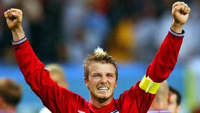 Ferguson mandou Beckham tirar o moicano no vesti&aacute;rio de Wembley
