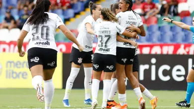 Por &lsquo;Last Dance&rsquo; de Arthur Elias, Corinthians encara o Internacional, rival que d&aacute; trabalho no Brasil