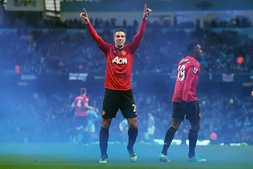 Van Persie comemora gol que deu a vit&oacute;ria contra o City em dezembro de 2012
