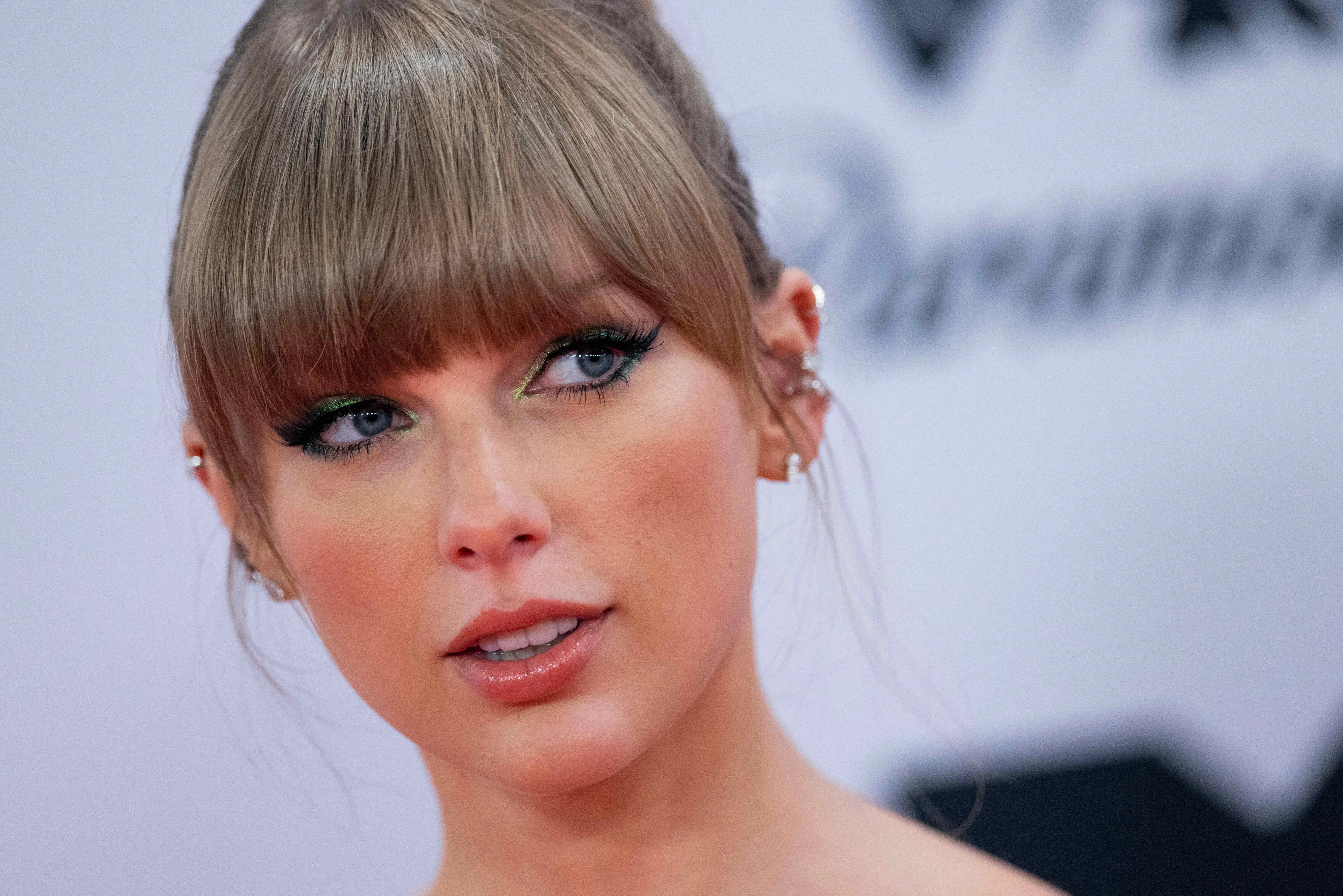 Como um show de Taylor Swift pode complicar (ainda mais) a vida do Lyon na Ligue 1