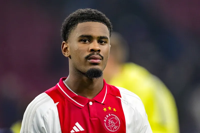 Jorrel Hato, zagueiro do Ajax