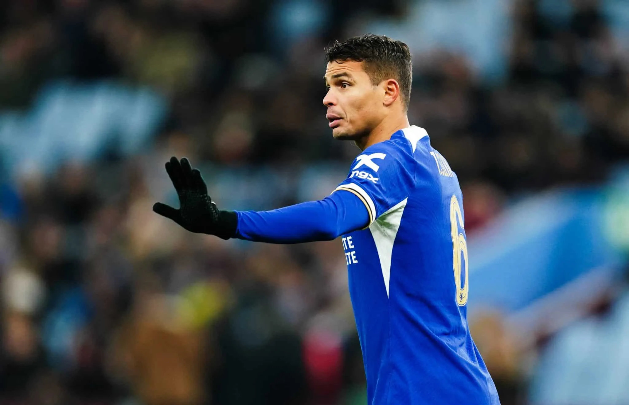 Thiago Silva prioriza Chelsea, e deixa Fluminense de novo na espera por decis&atilde;o
